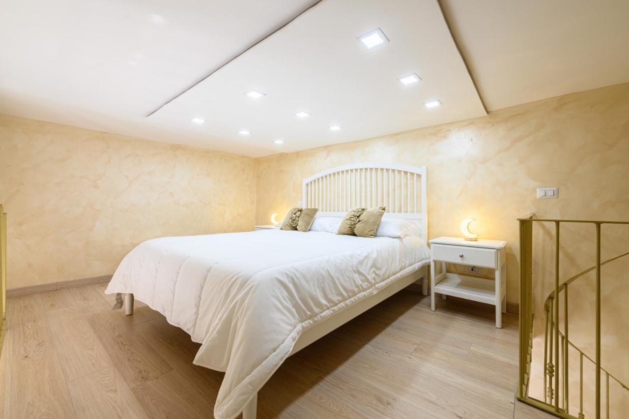 La Magnifica Gold House Неаполь